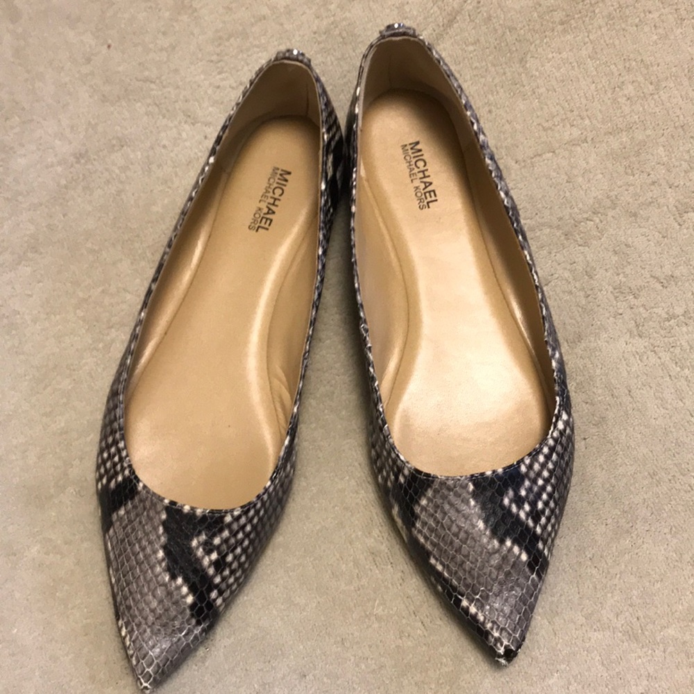 Michael Kors snake skin flats - sz 7 brand new